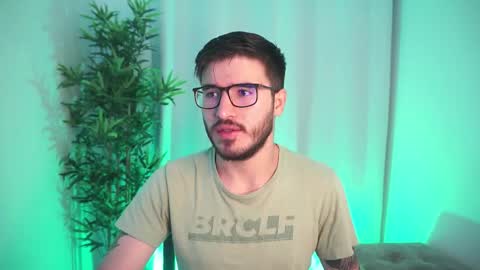 t0ny_wylie online show from 11/05/25, 09:31