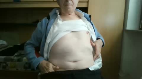 Snapshot of t5519t chatting on 10/09/25, 11:52 t5519t online show from 10/09/25, 11:52