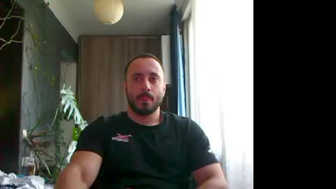 Huracane online show from 04/27/26, 03:43
