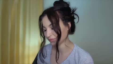 Snapshot of taachick chatting on 01/10/25, 09:20 T A A H I R A online show from 01/10/25, 09:20