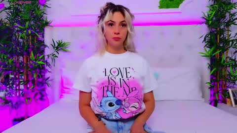 Snapshot of taahiraarabian chatting on 09/09/25, 12:26 Arianna online show from 09/09/25, 12:26