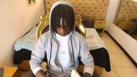Snapshot of tachala_ chatting on 05/19/26, 01:44 Tachala online show from 05/19/26, 01:44