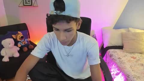 Snapshot of tachi00 chatting on 03/04/26, 08:26 Tashi00 online show from 03/04/26, 08:26