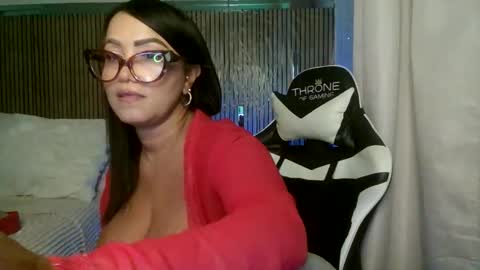 yameil online show from 04/26/26, 12:36