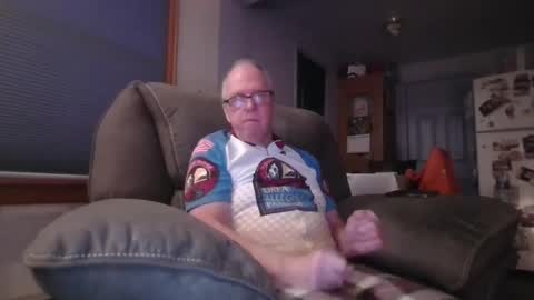 tacrunner66_ online show from 02/20/25, 03:12