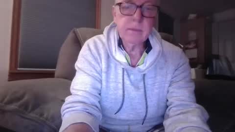 tacrunner66_ online show from 10/12/25, 02:54