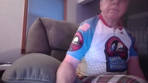 tacrunner66_ online show from 11/03/25, 02:51