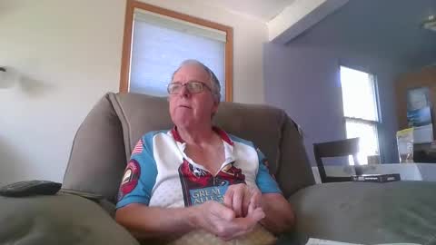 Snapshot of tacrunner66_ chatting on 04/16/26, 11:07 tacrunner66_ online show from 04/16/26, 11:07
