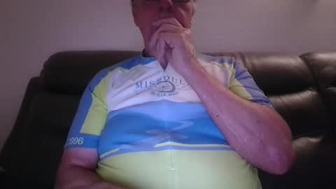 Snapshot of tacrunner66_ chatting on 04/22/26, 02:18 tacrunner66_ online show from 04/22/26, 02:18