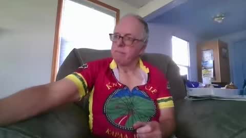 Snapshot of tacrunner66_ chatting on 04/29/26, 08:48 tacrunner66_ online show from 04/29/26, 08:48