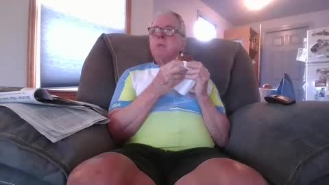 Snapshot of tacrunner66_ chatting on 05/02/26, 03:17 tacrunner66_ online show from 05/02/26, 03:17
