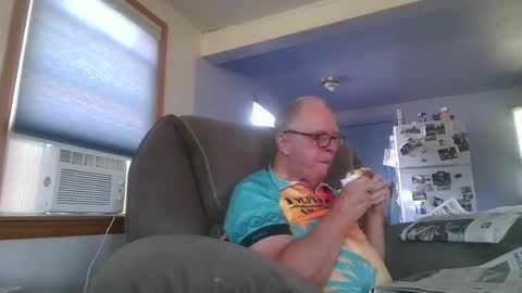 Snapshot of tacrunner66_ chatting on 06/21/26, 09:39 tacrunner66_ online show from 06/21/26, 09:39