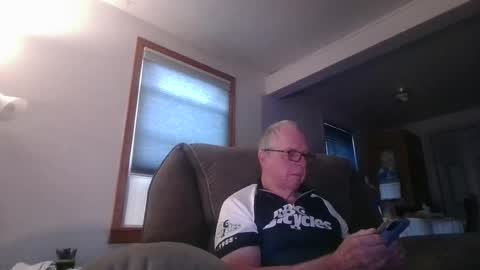 Snapshot of tacrunner66_ chatting on 06/25/26, 01:37 tacrunner66_ online show from 06/25/26, 01:37
