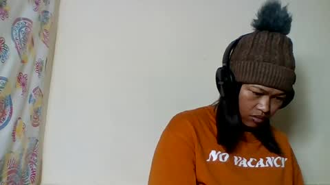 Snapshot of tahiniah chatting on 06/21/26, 04:15 tahiniah online show from 06/21/26, 04:15