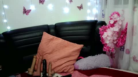 Snapshot of tahira_1 chatting on 04/03/26, 08:56 3 online show from 04/03/26, 08:56