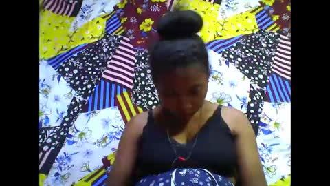 tahiriniah online show from 10/26/25, 07:09