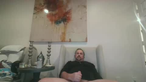 Snapshot of taiboi chatting on 12/30/24, 12:32 TaiBoi online show from 12/30/24, 12:32