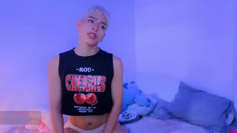 Snapshot of taichi_bluy chatting on 09/14/25, 07:46 taichi online show from 09/14/25, 07:46