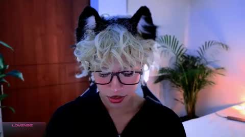 Snapshot of taichi_bluy chatting on 10/10/25, 08:35 taichi online show from 10/10/25, 08:35