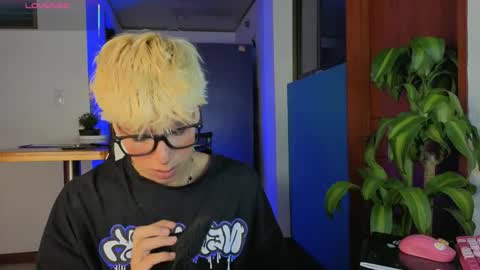 Snapshot of taichi_bluy chatting on 02/12/26, 11:16 taichi online show from 02/12/26, 11:16