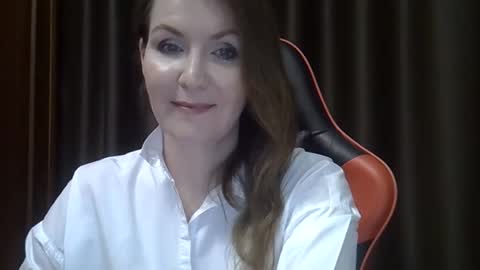 taisialucky77 online show from 10/27/25, 06:45