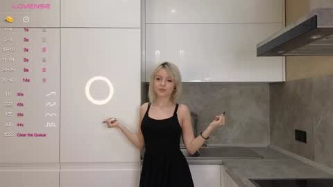 Emily online show from 02/06/25, 05:09