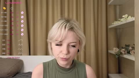 Emily online show from 02/09/25, 09:06