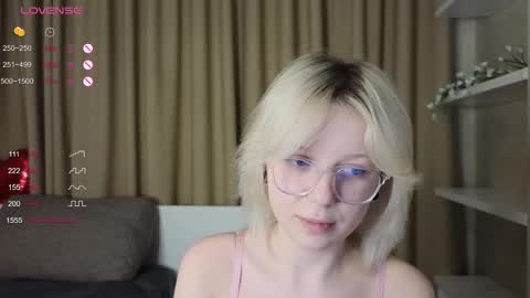 Emily online show from 02/20/25, 12:08