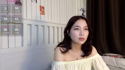 Soo Ying online show from 09/08/25, 08:41