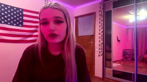 Snapshot of taitebinner chatting on 03/09/26, 07:29 Mia online show from 03/09/26, 07:29