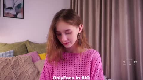 Mia online show from 11/29/25, 01:30