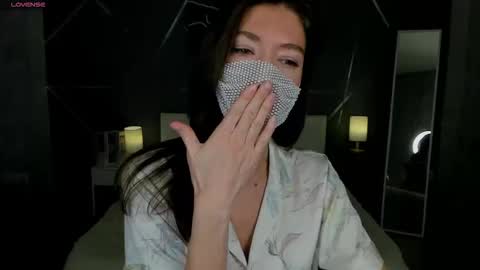 Sasha online show from 11/03/25, 01:40