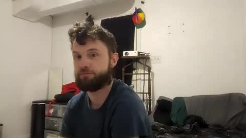 Snapshot of talenjames chatting on 02/18/25, 02:05 Talen James online show from 02/18/25, 02:05