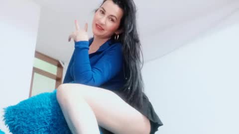 Talia  mia online show from 04/29/26, 05:30