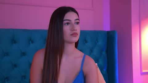 Snapshot of taliamorenne chatting on 10/26/25, 03:29 taliamorenne online show from 10/26/25, 03:29