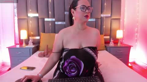 tali  online show from 12/15/25, 09:52