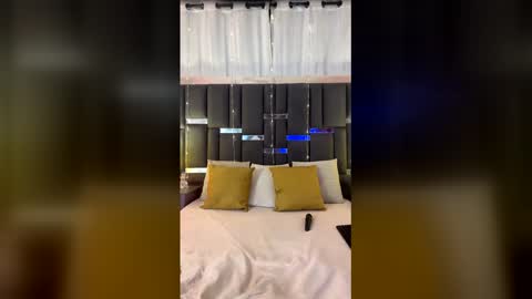 Snapshot of talianavega chatting on 02/17/26, 07:31 tali online show from 02/17/26, 07:31