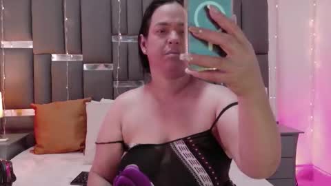 Snapshot of talianavega chatting on 02/18/26, 08:16 tali online show from 02/18/26, 08:16