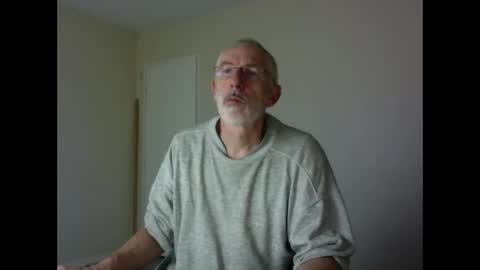 Jack Pierrot online show from 10/15/25, 06:52