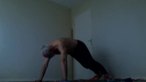 Jack Pierrot online show from 12/03/25, 06:21