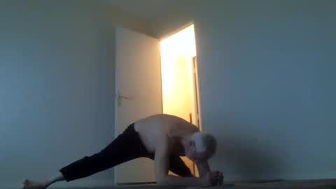 Snapshot of taliesin4321 chatting on 02/18/26, 06:09 Jack Pierrot online show from 02/18/26, 06:09