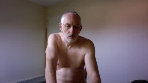Snapshot of taliesin4321 chatting on 04/22/26, 05:54 Jack Pierrot online show from 04/22/26, 05:54