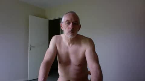 Snapshot of taliesin4321 chatting on 05/05/26, 06:43 Jack Pierrot online show from 05/05/26, 06:43