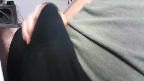 Snapshot of talihinaboy chatting on 06/18/26, 02:01 talihinaboy online show from 06/18/26, 02:01