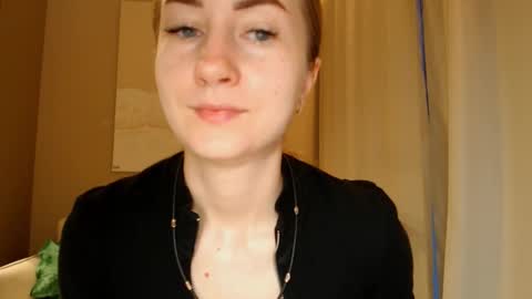  Kira  online show from 01/10/25, 06:20