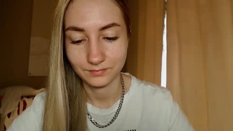  Kira  online show from 02/07/25, 08:55