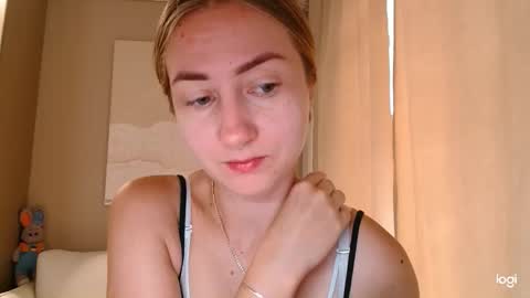  Kira  online show from 09/13/25, 05:29