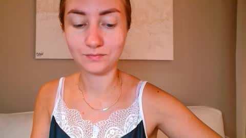  Kira  online show from 10/21/25, 05:52