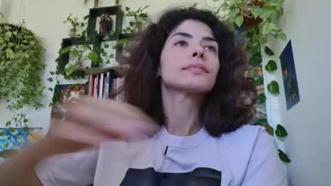 Snapshot of talimajid chatting on 06/07/26, 10:41 Tali Majid online show from 06/07/26, 10:41