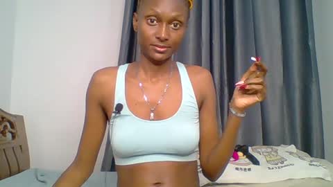 Snapshot of talisha_smiley chatting on 06/24/26, 08:19 talisha smiles online show from 06/24/26, 08:19